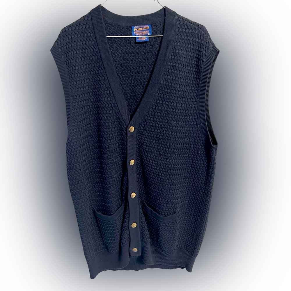 Men’s Pendleton 100% cotton V neck sweater